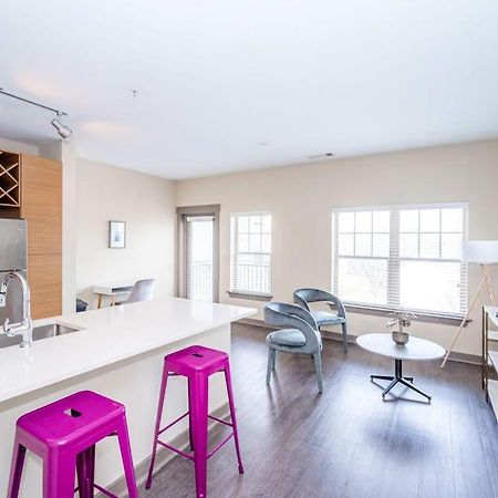 شقة تشارلوت  في Urban 1Br In Uptown Area With Gym And Balcony المظهر الخارجي الصورة