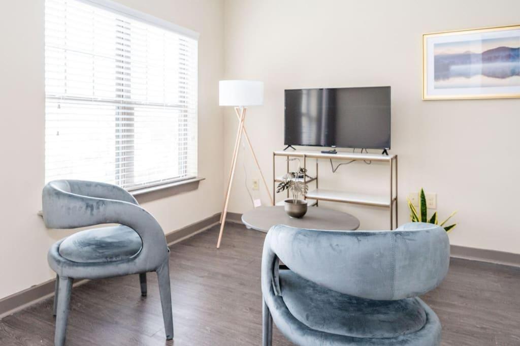 شقة تشارلوت  في Urban 1Br In Uptown Area With Gym And Balcony المظهر الخارجي الصورة